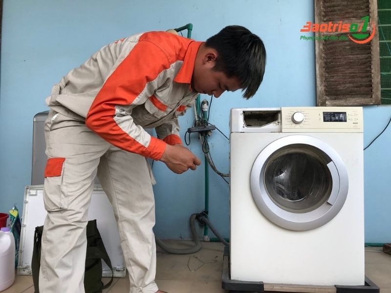 Giải pháp sửa máy giặt tại nhà Đê La Thành hiệu quả, giá ưu đãi